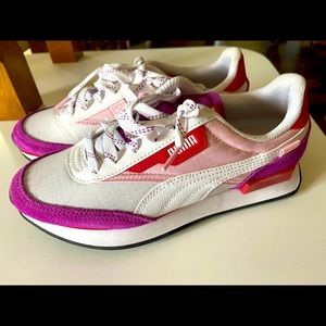 🌺PUMA🌺 tennis shoes